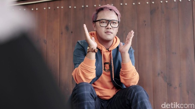 Dari Pedangdut Jadi Presenter, Danang Pradana Udah Bisa Beli Apa?