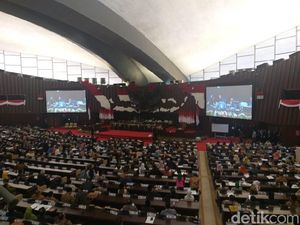 Paripurna Sepakati Agenda Pemilihan Pimpinan MPR Digelar Besok