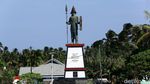 Melihat Lebih Dekat Patung Pahlawan Santiago di Miangas
