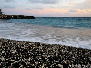 Potret Pantai Terluar Utara Indonesia di Miangas