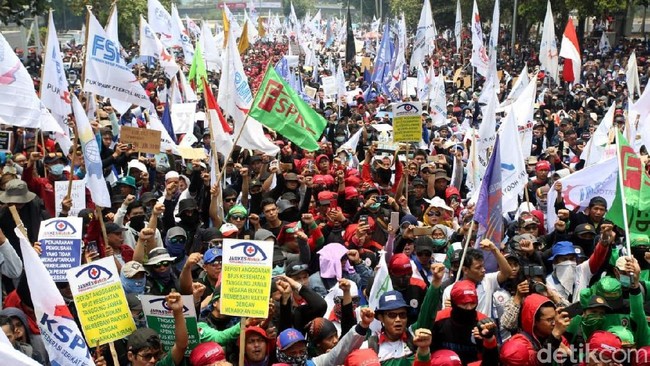 Sederet Poin Revisi UU Ketenagakerjaan yang Bikin Buruh Was-was