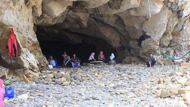 Sanghyang Kenit, 'Surga' di Balik Pembangunan PLTA Rajamandala