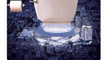 Kejam, stadion Tottenham jadi layaknya toilet. Foto: Twitter