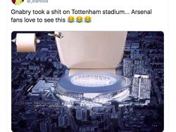 Meme Tottenham Digunduli Bayern Munich, Arsenal Ikut Nimbrung