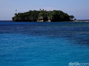 Tempat Keramat & Benteng Pertahanan Leluhur di Pulau Menangis