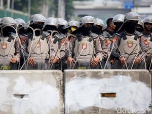 Diduga Terpapar Usai Amankan Demo, 5 Polisi di Bekasi Positif Corona