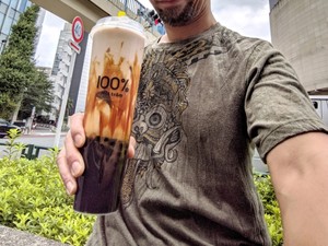 Wow! Brown Sugar Boba Milk Tea Ini Disajikan Dalam Gelas 26 Cm