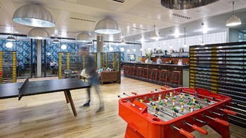 Berbagai startup besar termasuk penyewa WeWork, seperti Reddut, HackHands dan Fitocracy. Foto: Office Lovin