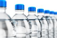 Banyak Minum Air Putih Bisa Bikin Suasana Hati Ceria?