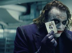 10 Teknologi Senjata Paling Menakutkan ala Joker