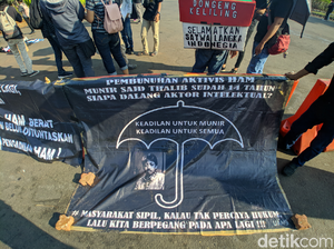 Aksi Kamisan di Depan Istana, Terus Desak Jokowi Tuntaskan Kasus HAM