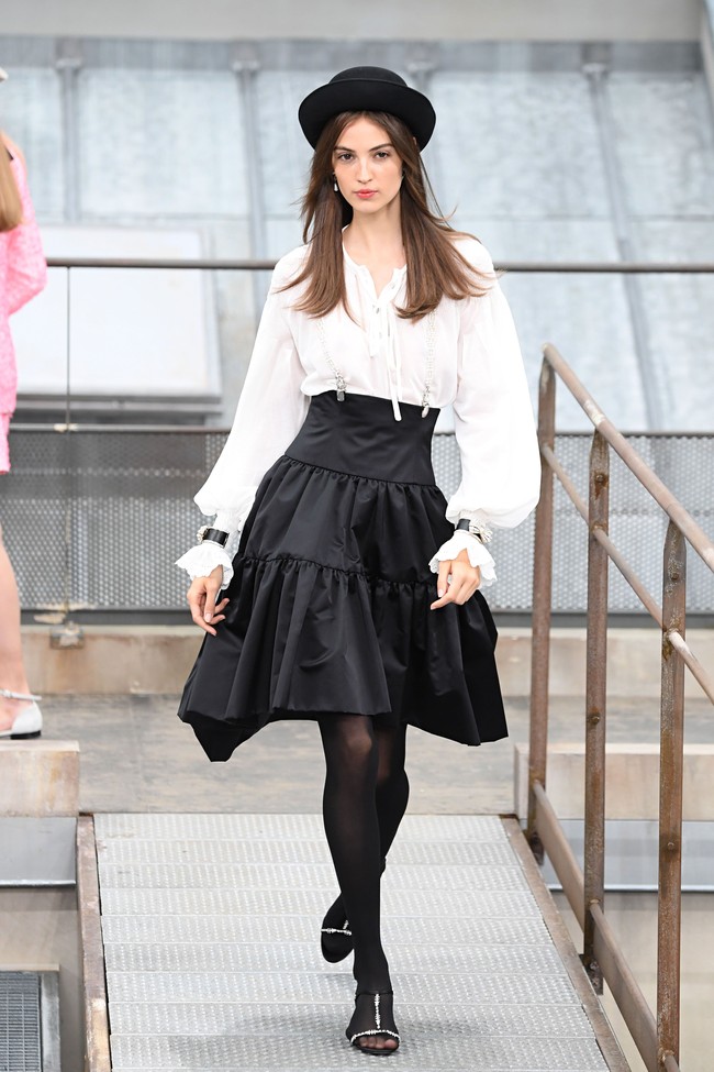 Koleksi ready to wear Spring 2020 Chanel yang ditampilkan di Paris Fashion Week, Paris, Prancis. Selasa (1/10/2019). Photo by Pascal Le Segretain/Getty Images