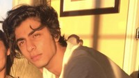 Sejauh ini pihak yang berwajib belum menetapkan Aryan Khan sebagai tersangka. Foto: Instagram @___aryan___