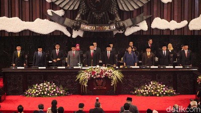 Momen Bamsoet Dilantik Jadi Ketua MPR Periode 2019-2024