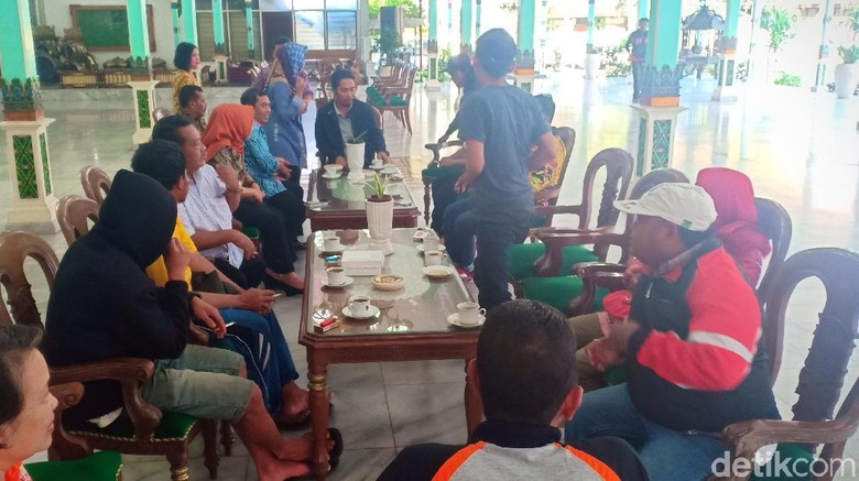 Semringahnya 8 Perantau Asal Jatim dari Wamena Mendarat di Madiun