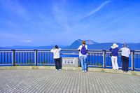 Danau Terjernih di Jepang yang Tak Bisa Disentuh