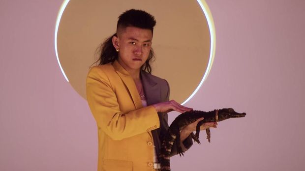 Kolaborasi Unik Rich Brian dan Chung Ha di 'These Nights'