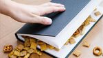 Demi Tarik Perhatian, Iklan Makanan Ini Bikin Pembaca Buku Geram