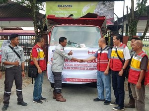 Hutama Karya Beri Bantuan Tenda sampai Beras ke Korban Gempa Ambon