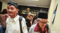 Sebanyak 346 kuburan massal itu ditemukan di Sumatera Utara, Sumatera Barat, Palembang, Lampung, Sukabumi, Jawa Tengah, Bandung, hingga Tangerang. Bedjo meminta agar temuan kuburan ini bisa ditindaklanjuti oleh Komnas HAM.
