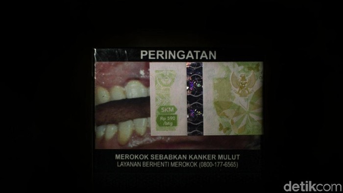 Pemerintah akan menaikkan cukai rokok 23% dan harga jual eceran (HJE) 35% mulai tahun depan.