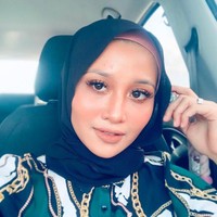Jika dilihat, istri saya menggigil dan menangis serta tidak mampu untuk bersalaman dengan ibu saya. Semua orang berhak untuk meluapkan pandangan masing-masing, kata Sufi. Foto: Instagram @nuraaen