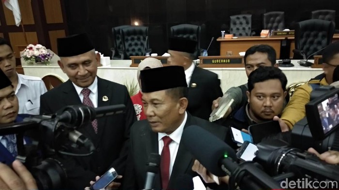 Ketua DPRD Jabar Taufik Hidayat
