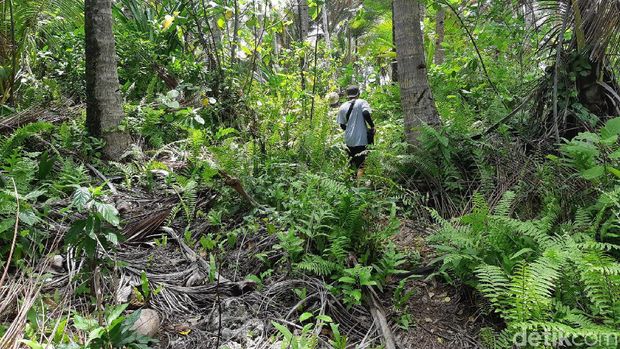 Tempat Keramat dan Benteng Pertahanan Leluhur Pulau Menangis