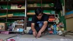 Melihat Pembuatan Kertas dari Pelepah Pisang di Bandung