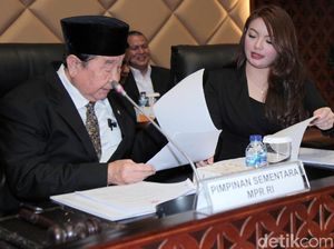 Dipimpin Abdul Dalimunthe-Hillary, MPR Gelar Rapat Gabungan