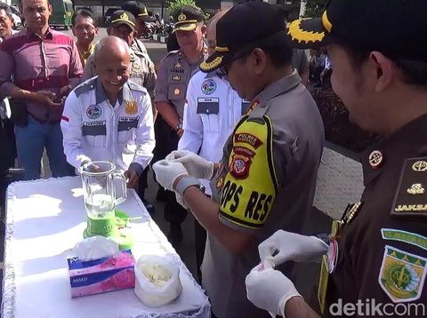 Polres Sumedang Musnahkan 392 Gram Sabu dan Kopi 'Perkasa'