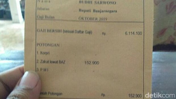 Kata Ganjar soal Slip Gaji Bupati Banjarnegara Viral di Medsos
