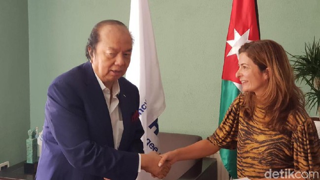 Orang Terkaya RI Bicara soal PR Jokowi hingga Hobi Bagi-bagi Duit