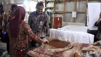 Kegiatan pembagian canting elektrik ini juga dilaksanakan di beberapa tempat di unit kerja PLN UIW sumbar, dengan harapan semakin banyak pengrajin yang mulai beralih ke canting elektrik karena lebih bersih, praktis dan tentunya lebih nyaman. Pool/PLN.