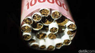 Ancaman PHK di Balik Kenaikan Cukai Rokok