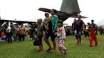 Momen Korban Konflik Wamena Tiba di Kampung Halaman