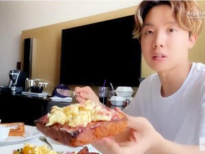Ini Menu Sarapan Favorit yang Diracik Sendiri Oleh J-Hope BTS