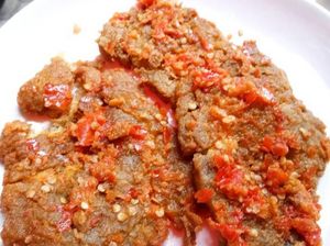 Resep Bikin Telur Ceplok Geprek yang Gurih Renyah