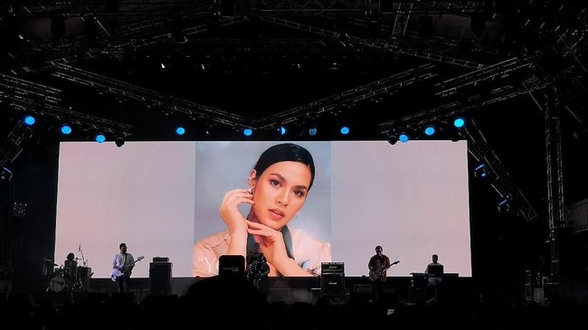 Raisa Umumkan Sampul Lagu Baru di Synchronize Fest 2019