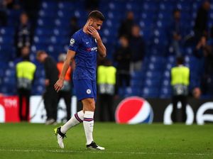 Mau Pindah Atau Bertahan di Chelsea, yang Penting Giroud Sering Main