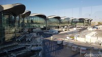 Bandara Internasional Queen Alia (QAIA) didirikan pada tahun 1983 sebagai bandara utama dan terbesar Yordania.