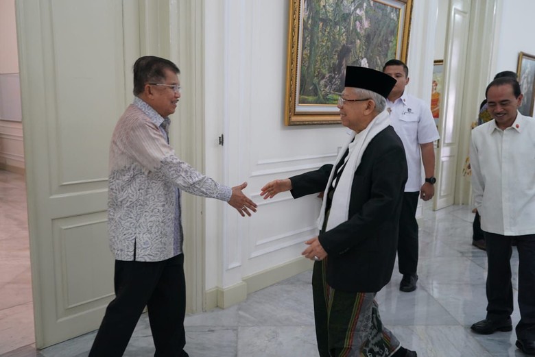 Maruf Amin ke Istana Wapres, Salat Jumat-Makan Bareng JK Maruf Amin ke Istana Wapres, Salat Jumat-Makan Bareng JK