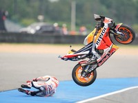 Berita Populer: Mobil Rp 150 Jutaan, Motor yang Antar Marquez Juara