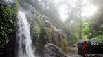Foto: Terpesona 2 Air Terjun Perawan di Polman