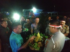 Bikin Kejutan di HUT TNI, Polisi Serbu Kodim Bireuen Aceh