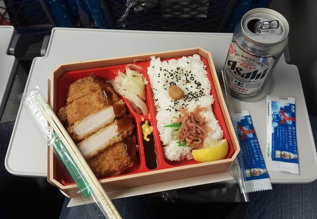Ekiben, Racikan Bento Unik yang Ada di Tiap Stasiun Kereta Jepang