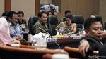 Para Pimpinan DPR Hadiri Rapat Pembagian Ruang Kerja