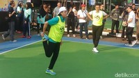 Kementerian Keuangan (Kemenkeu) pagi ini menggelar pertandingan voli dalam rangka perayaan Hari Oeang RI (HORI) Ke-73. Pertandingan voli digelar di Kompleks Kantor Kemenkeu, Jakarta.