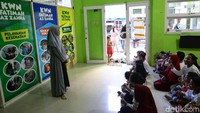 Seiring perkembangan waktu, menurut Hatim, mulailah disusun kurikulum pembelajaran yang komprehensif pada Sekolah Anak Percaya Diri.