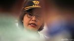 Gaya Sri Mulyani Blusukan Cek Tekstil Impor